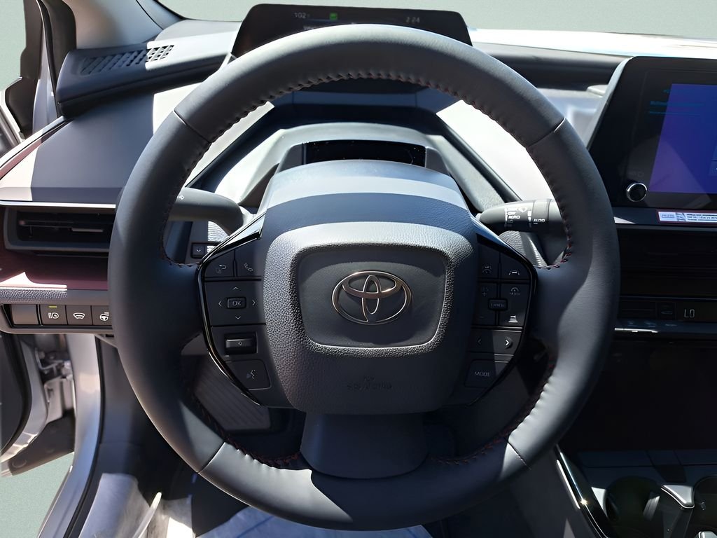2026 Toyota Prius Plug-in Hybrid SE - Photo 18