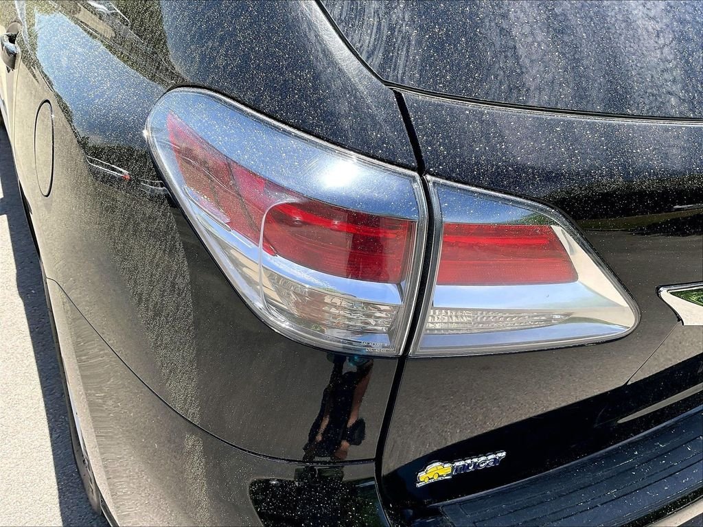 Used 2013 Black Lexus 350 image 31