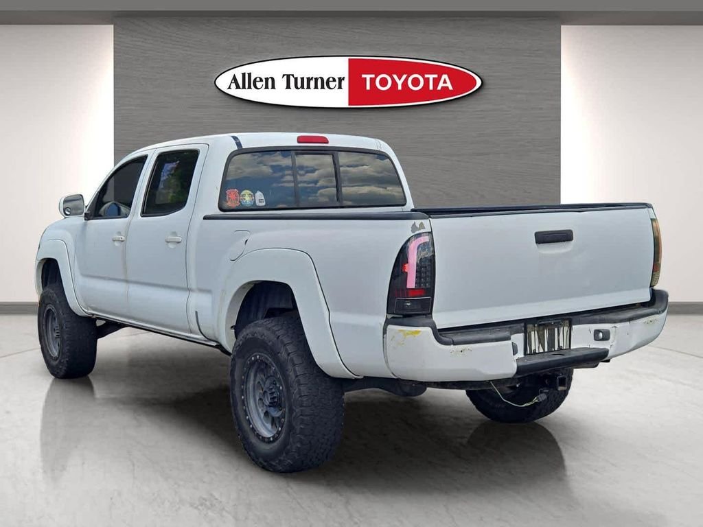 Used 2007 White Toyota PreRunner image 7
