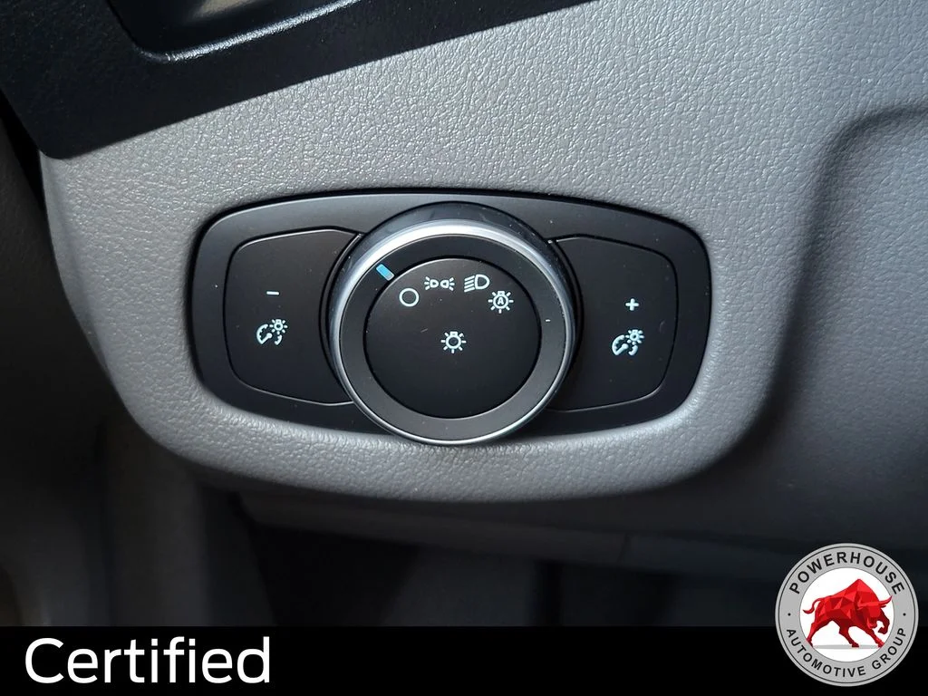 Used 2023 White Ford XL image 26