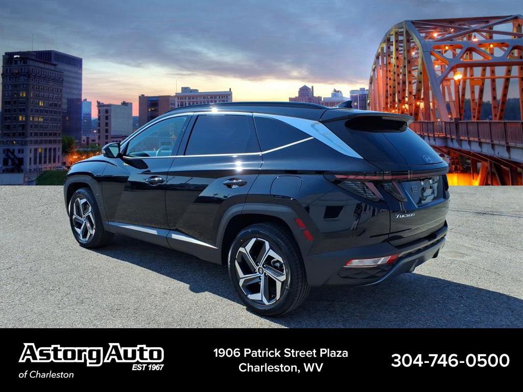 Used 2023 Phantom Black Hyundai Limited image 5