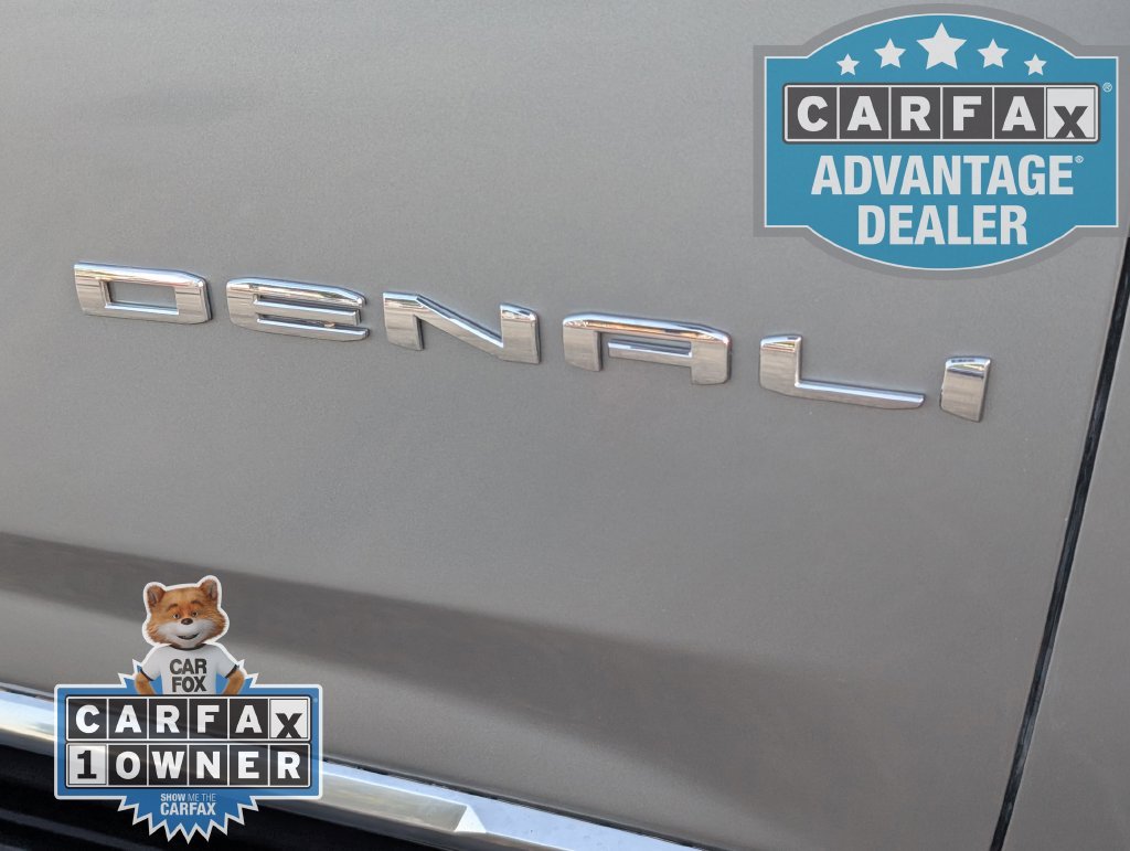 Used 2025 Sterling Metallic GMC Denali image 37
