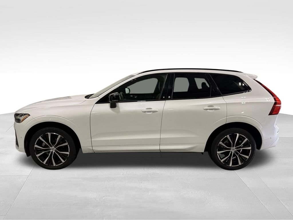 Used 2023 Volvo XC60 Plus with VIN YV4L12RL2P1341162 for sale in Golden Valley, Minnesota