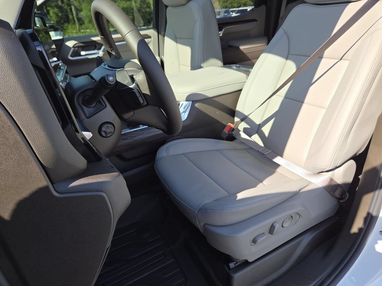2026 GMC Sierra 1500 SLT - Photo 28