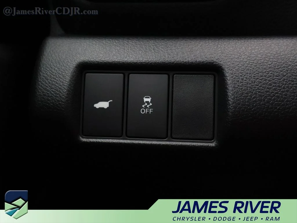 Used 2025 Black Honda EX-L image 31