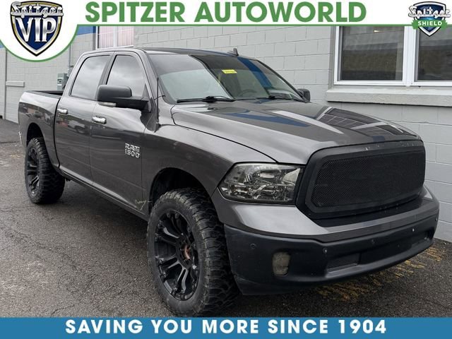 2018 RAM 1500 Big Horn 4x4 Crew Cab 5'7's photo