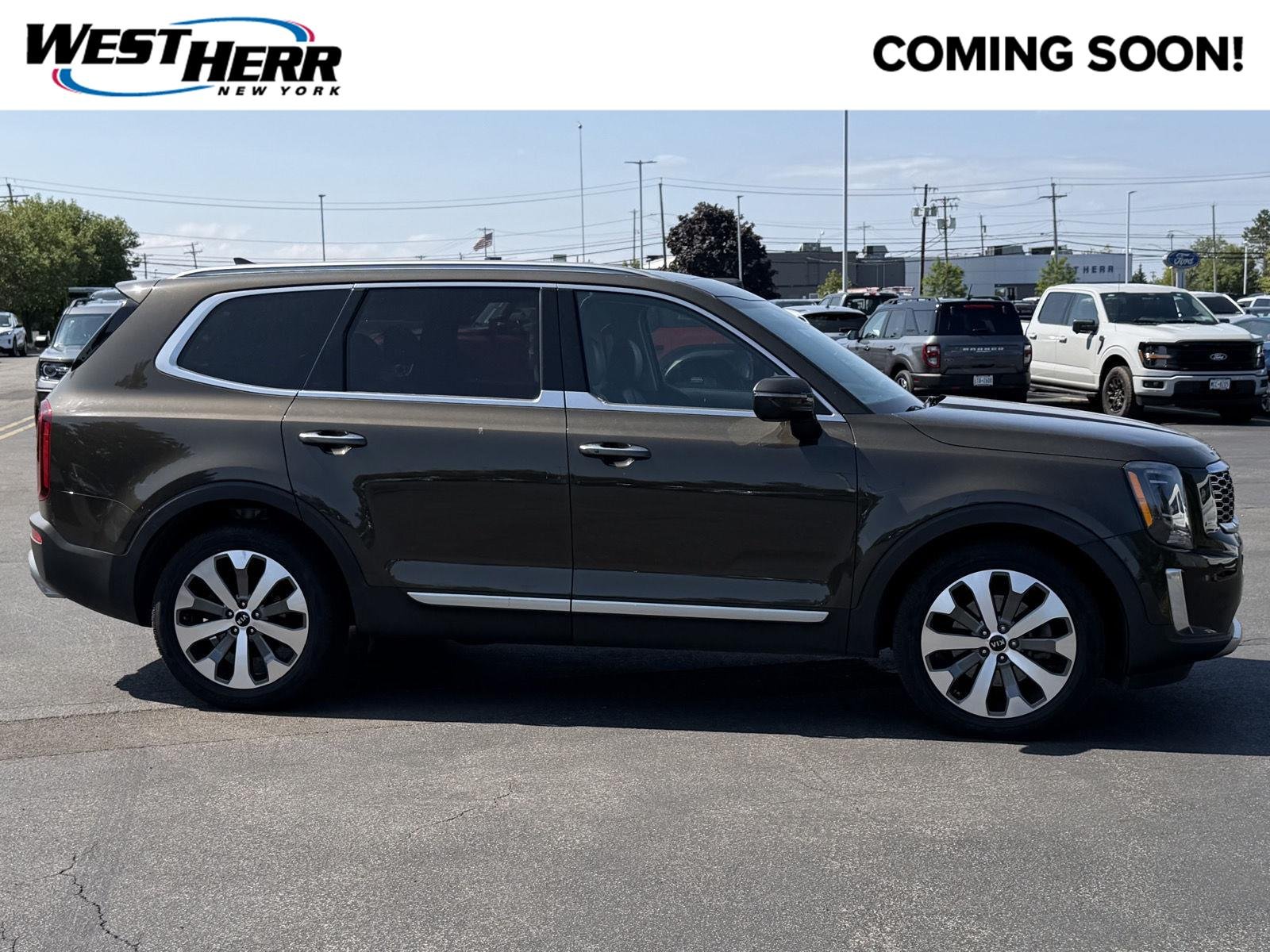 Used 2020 Dark Moss Kia S image 1
