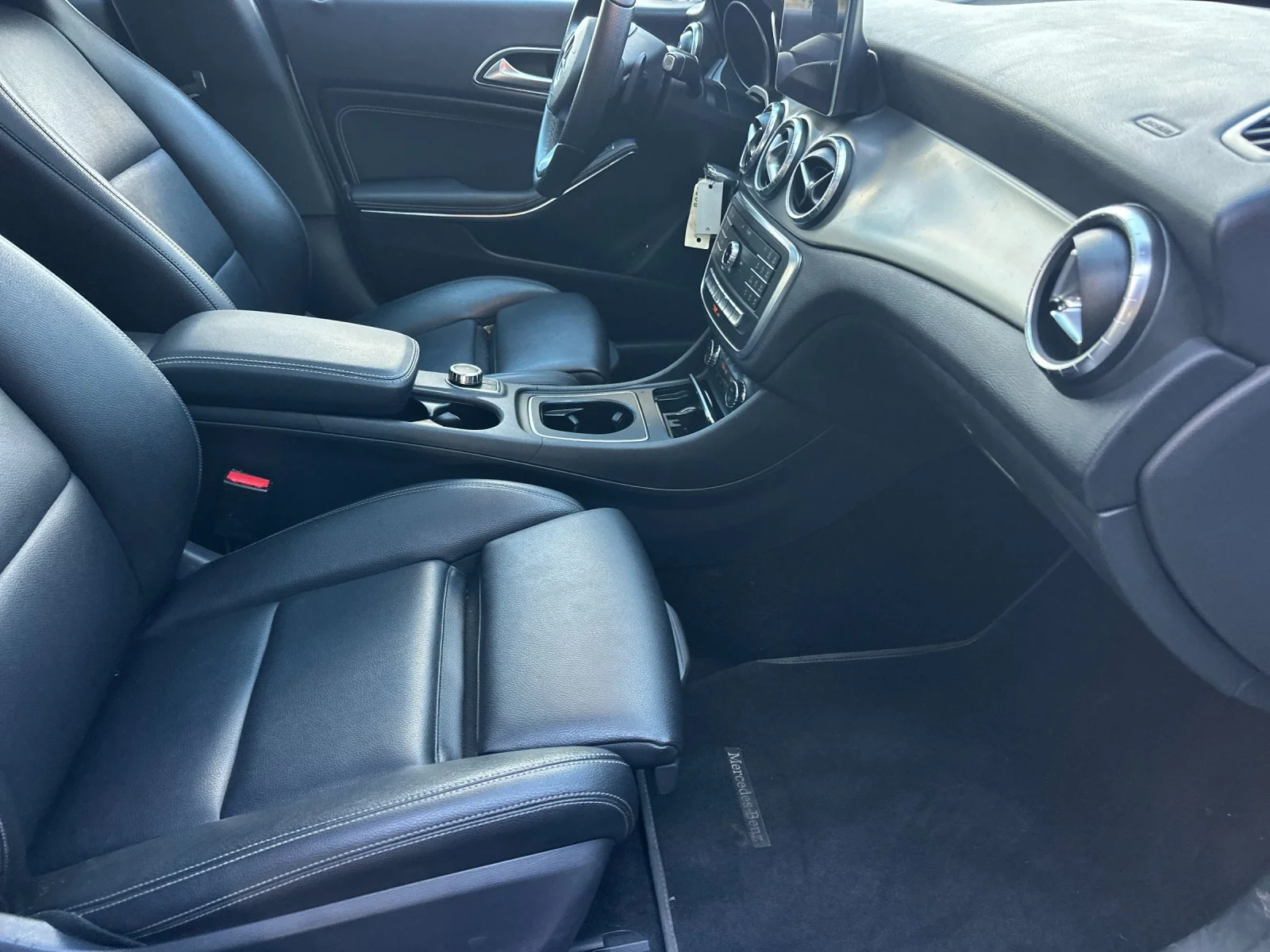 Used 2018 Silver Mercedes-Benz CLA 250 image 14
