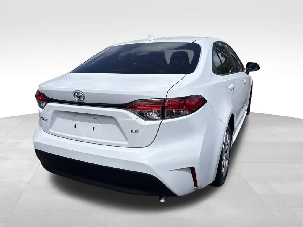 Used 2025 White Toyota LE image 9