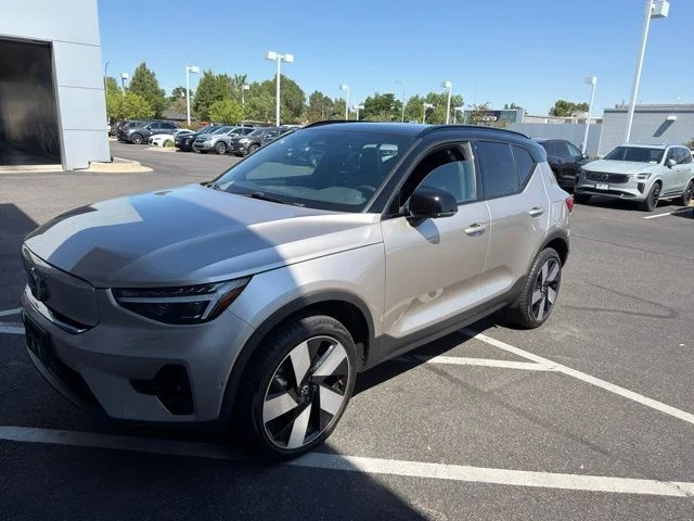 Used 2023  Volvo Ultimate image 2