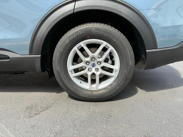 New 2026 Vapor Blue Ford Active image 18