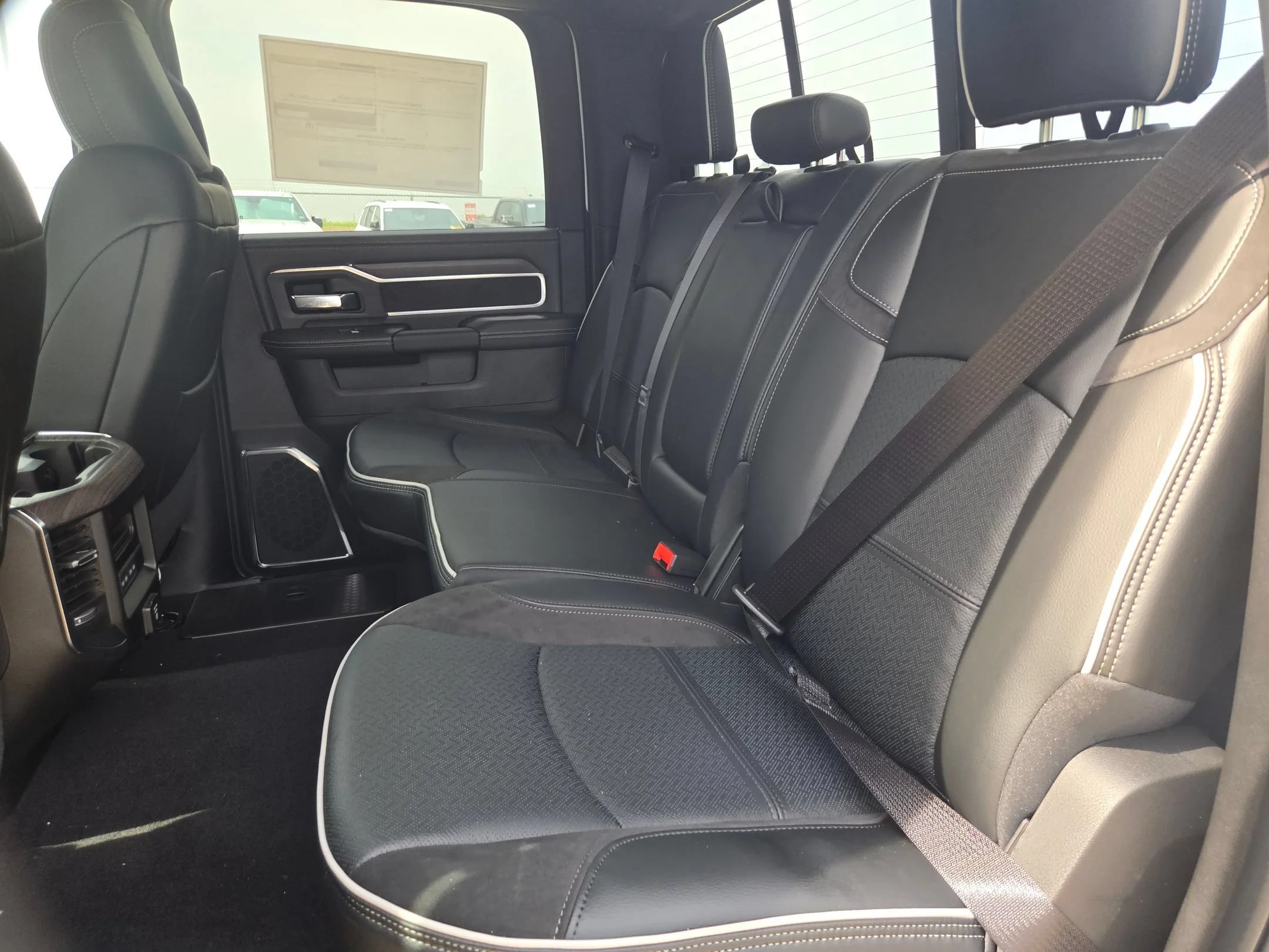 New 2026 Bright White Clear-Coat Exterior Paint RAM Laramie image 13