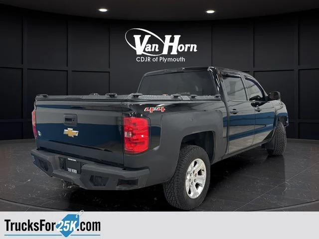 Used 2014 Black Chevrolet LT image 4