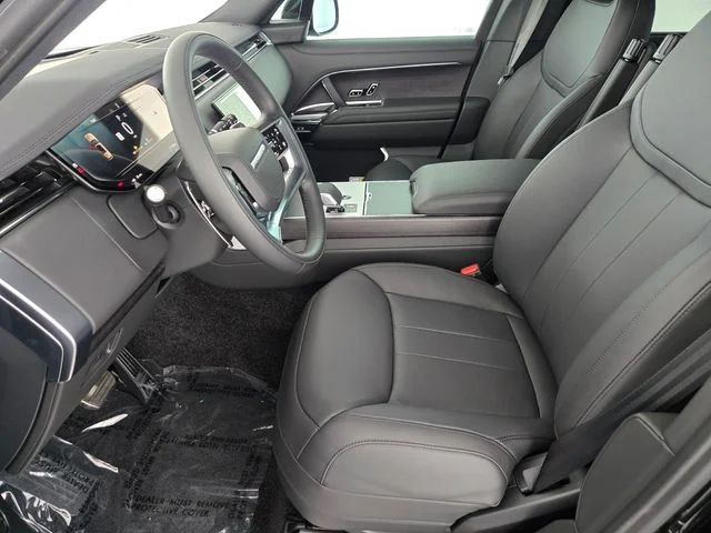 New 2026 Santorini Black Land Rover SE image 10