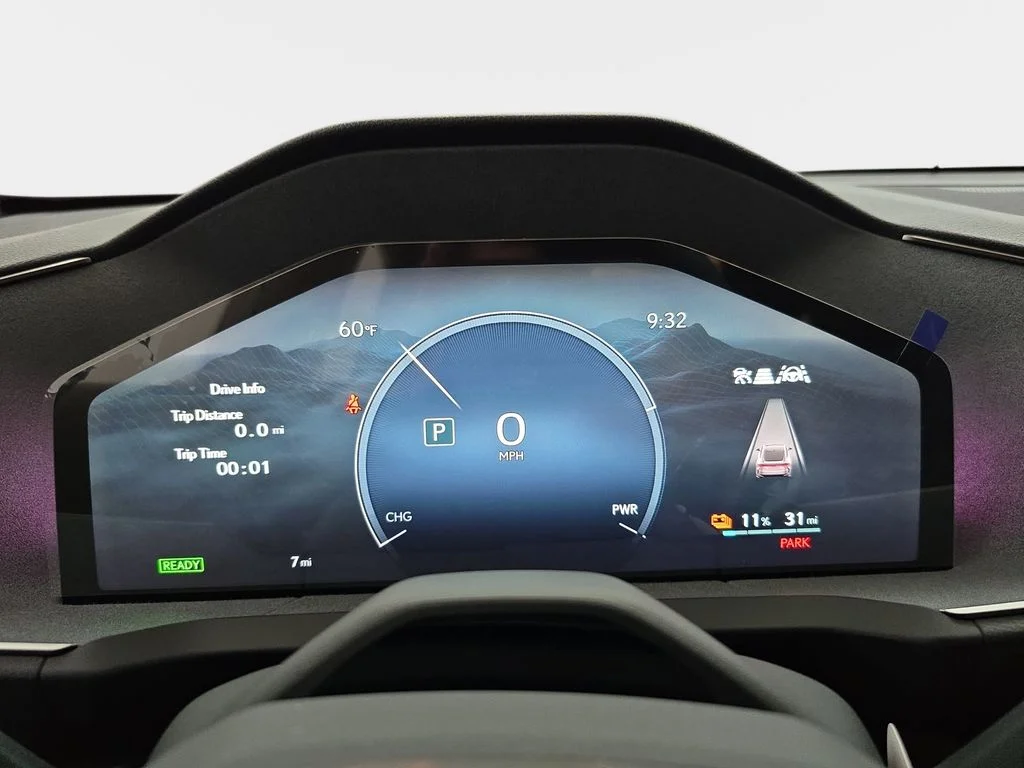 New 2026 Iridium Lexus LUXURY AWD image 19