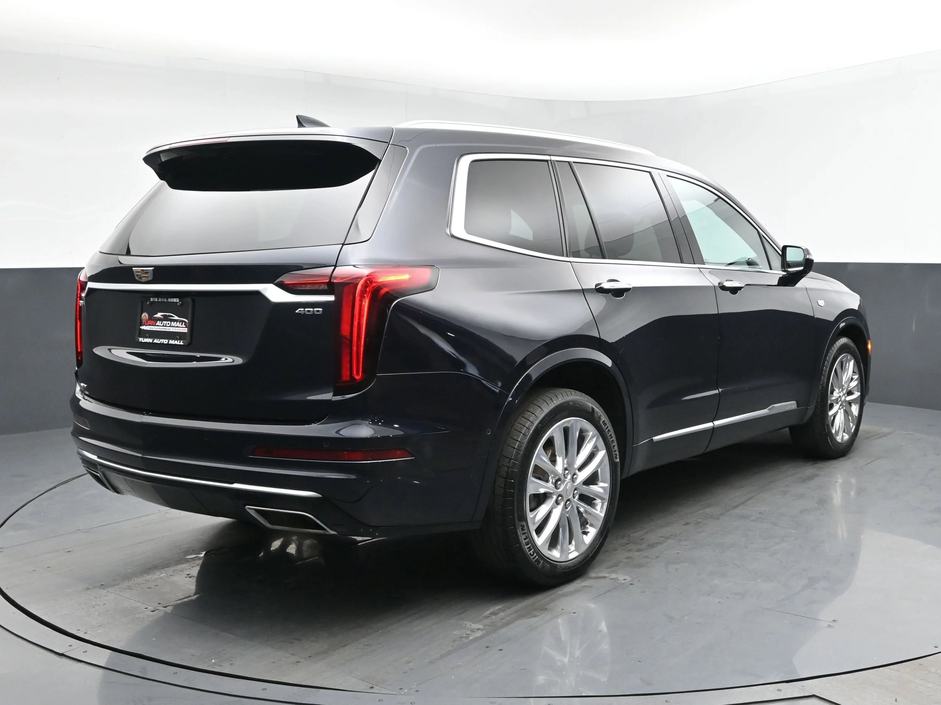 Used 2021 Dark Moon Blue Metallic Cadillac Premium Luxury image 24