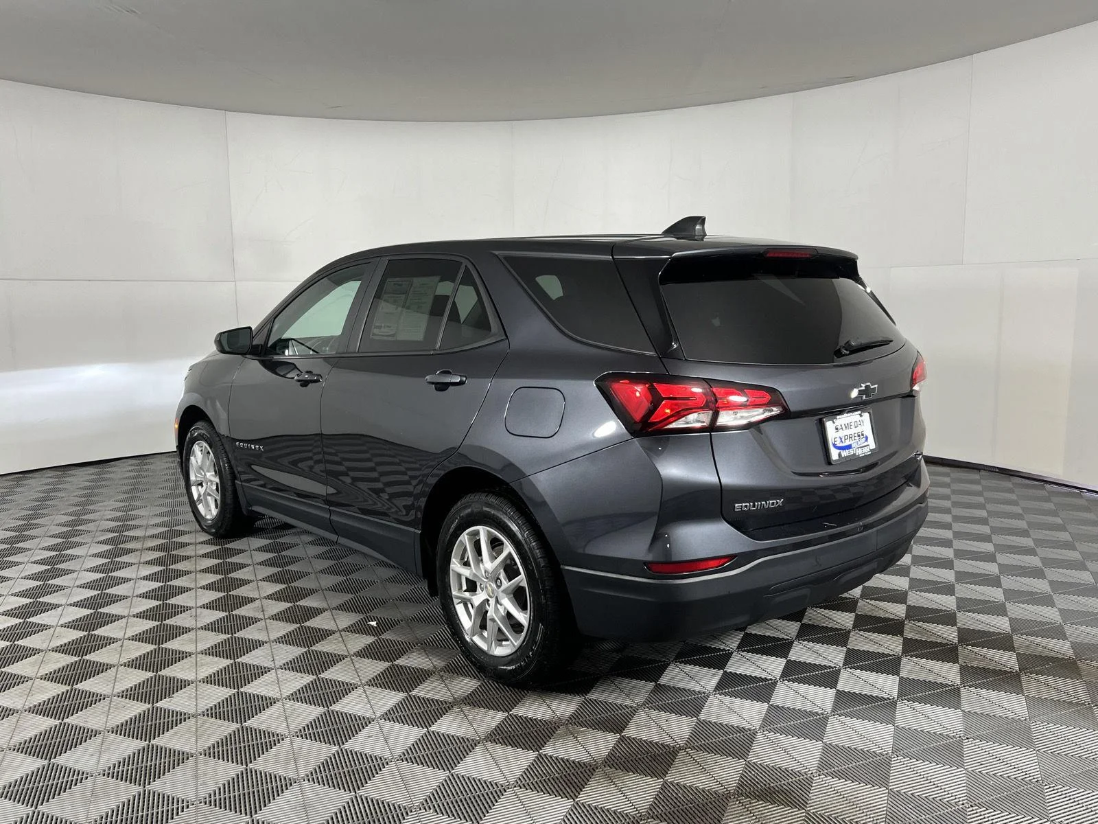 Used 2022 IRON GRAY METALLIC Chevrolet LS image 10