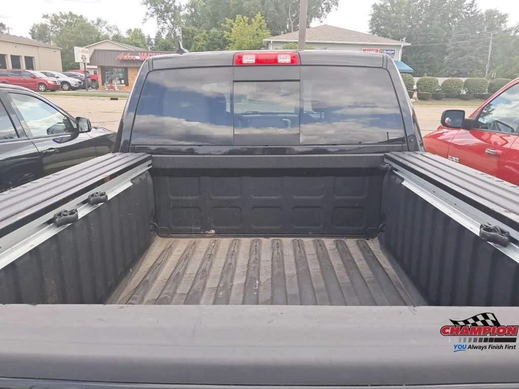 Used 2018 Black Ram Laramie Longhorn image 24