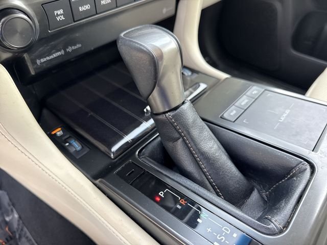 Certified Used 2023 Silver Lexus 460 image 20