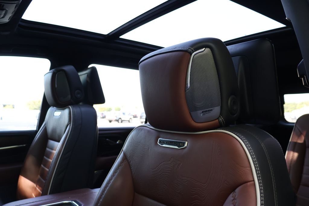 2024 GMC Yukon Denali Ultimate - Photo 36