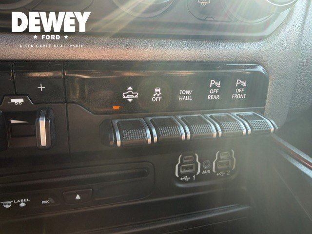 Used 2019 Diamond Black Ram Rebel image 22
