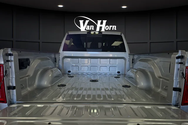 New 2026 Silver-Zynith Exterior Paint RAM Laramie image 28