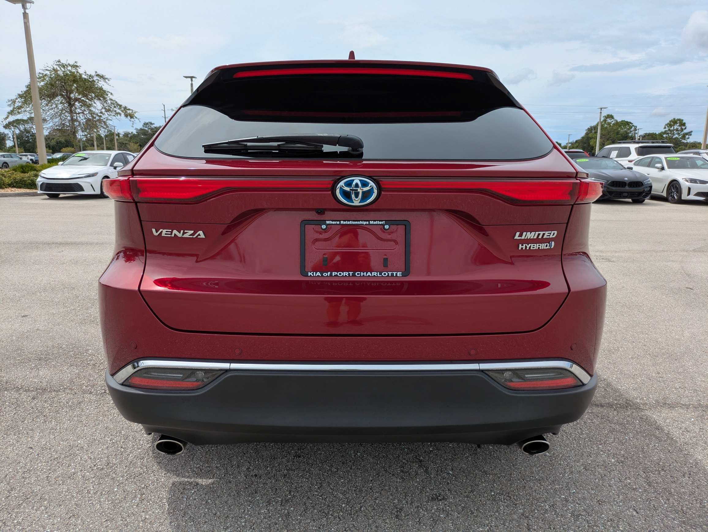 Used 2021 Pearl Toyota Limited image 5