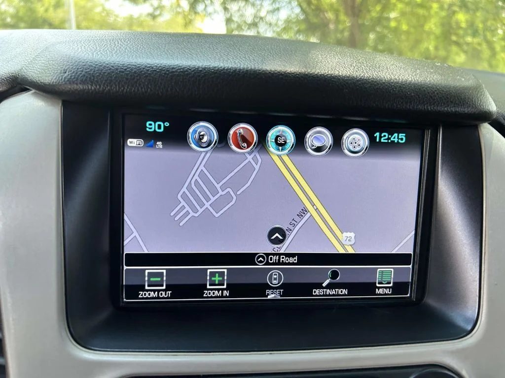 Used 2017 Silver GMC Denali image 16