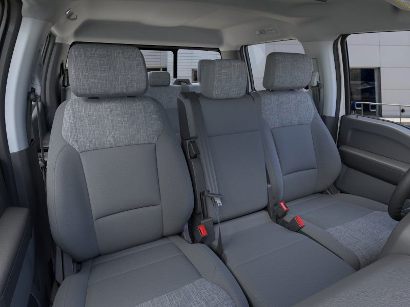 New 2026 Oxford White Ford F-350® XLT image 10