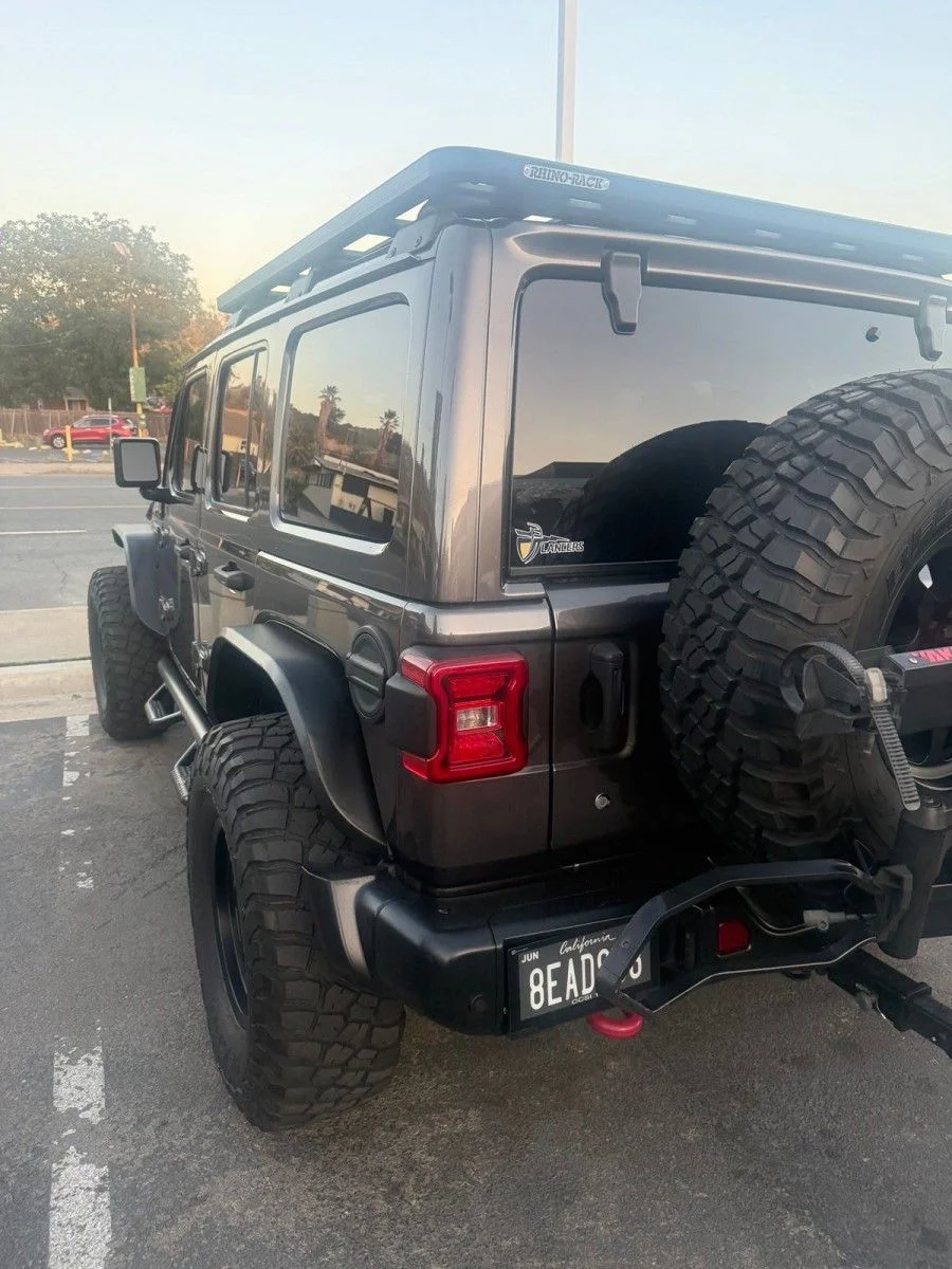 Used 2018 Gray Jeep Unlimited Rubicon image 8