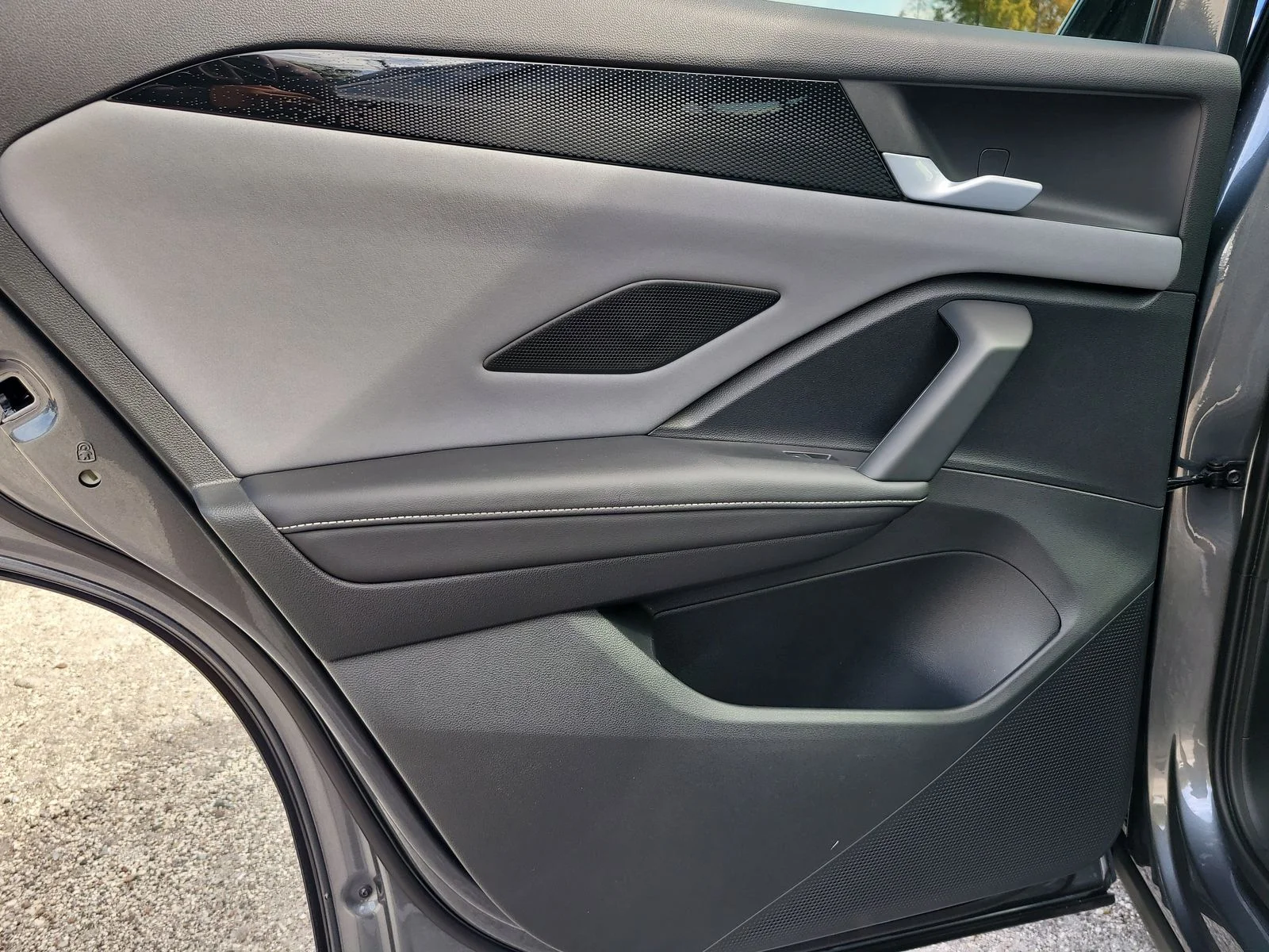 New 2026 Platinum Gray Metallic Volkswagen 2.0T SE R-Line Black image 11