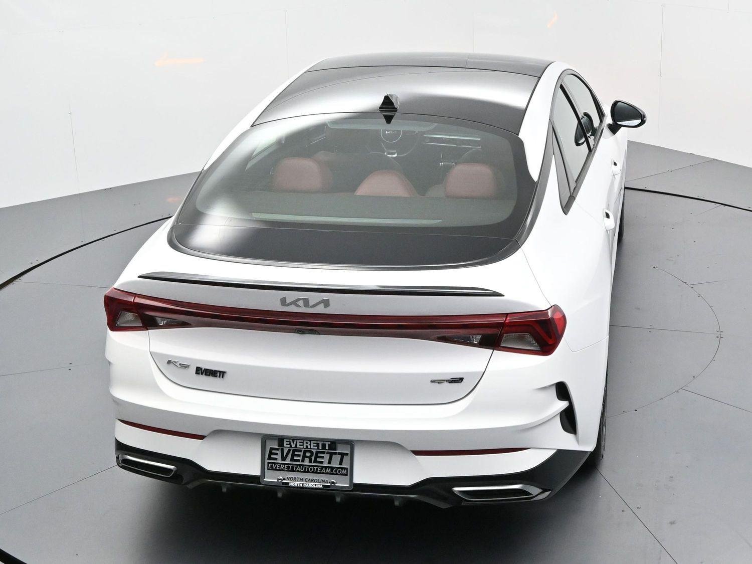 Used 2022 Glacial White Pearl Kia GT-Line image 38