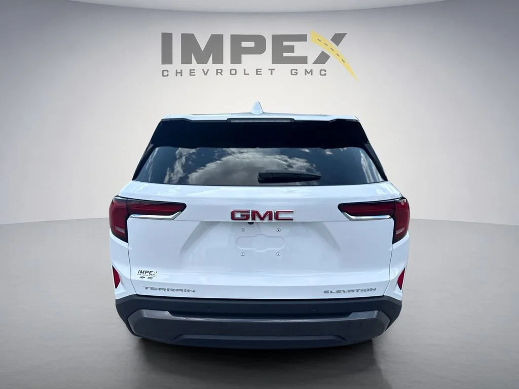 New 2027 Summit White GMC Elevation image 4