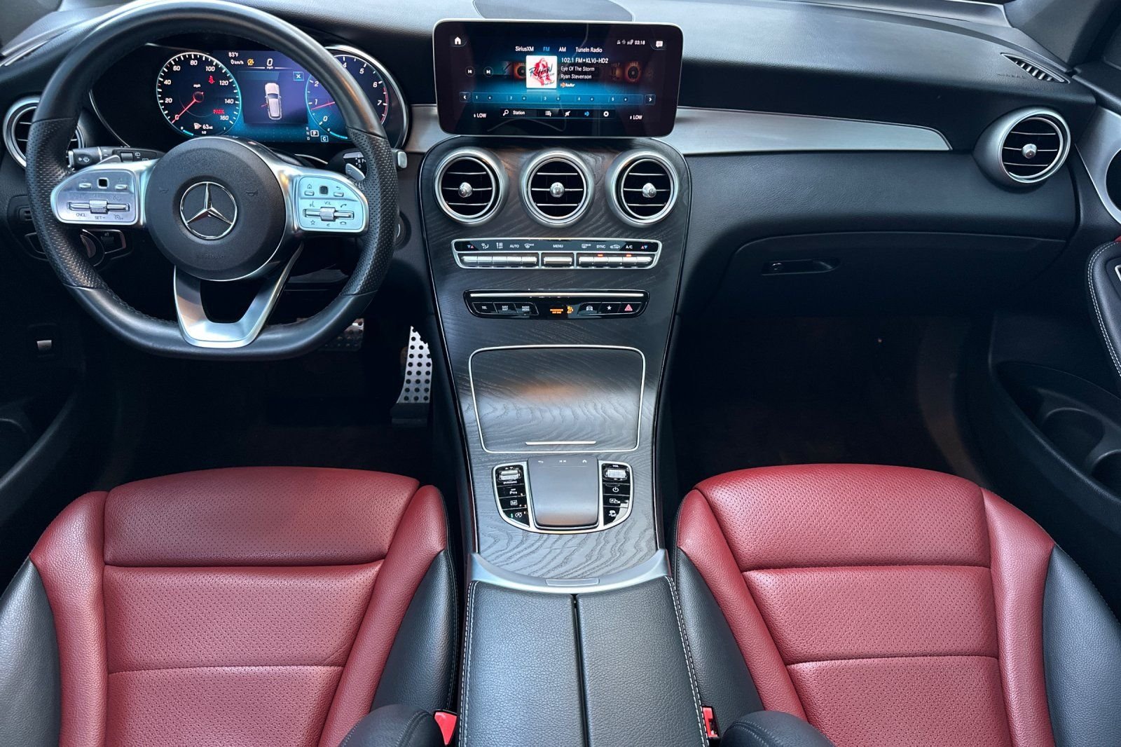 Used 2022 Black Mercedes-Benz GLC 300 image 13