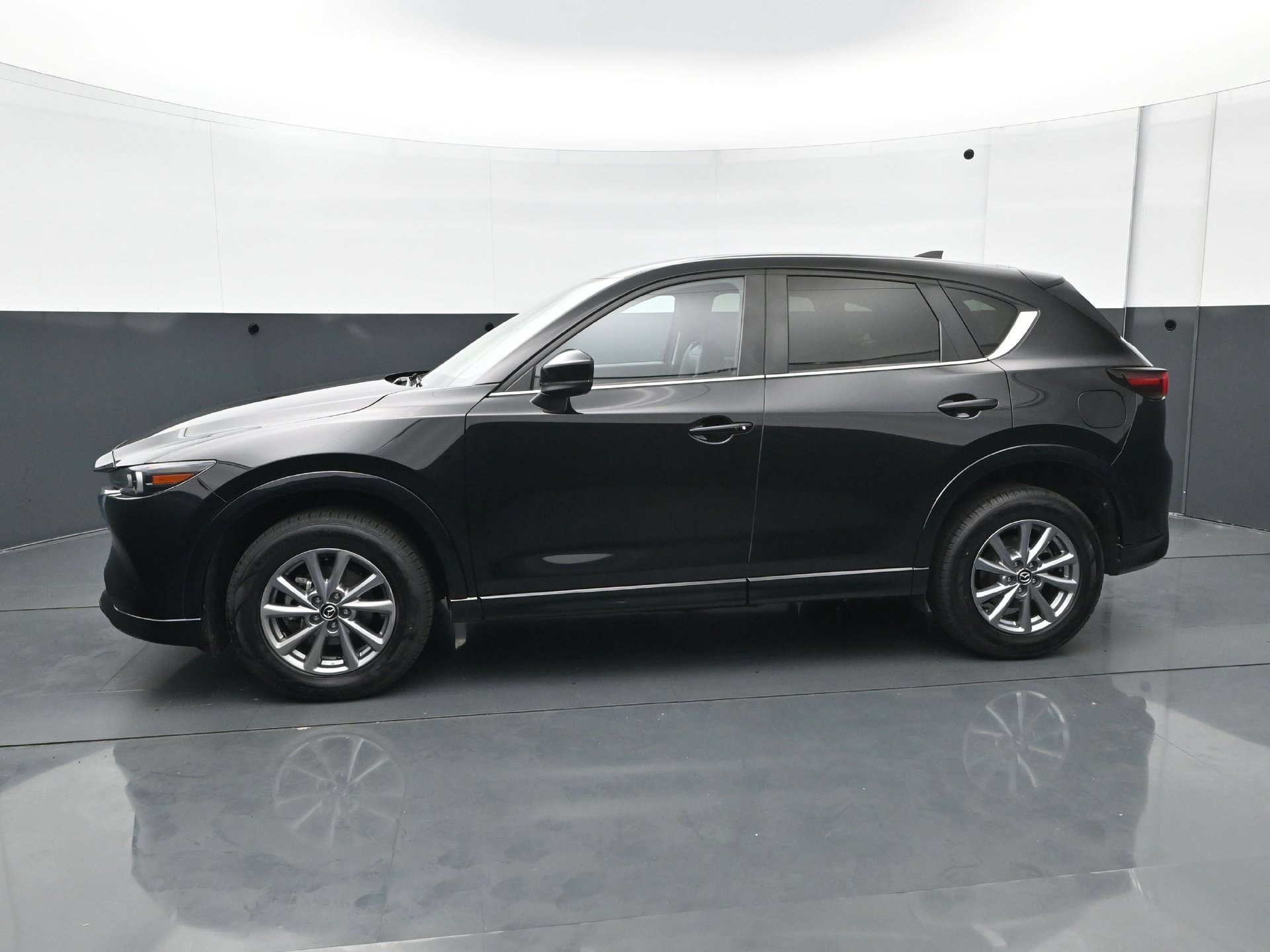 Used 2024 Mazda CX-5 S Select Package with VIN JM3KFBBL2R0502720 for sale in Burnsville, Minnesota