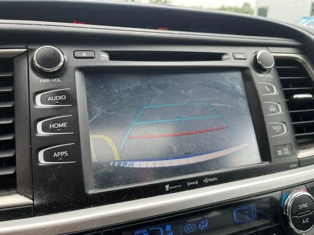Used 2019 Midnight Black Metallic Toyota XLE image 17