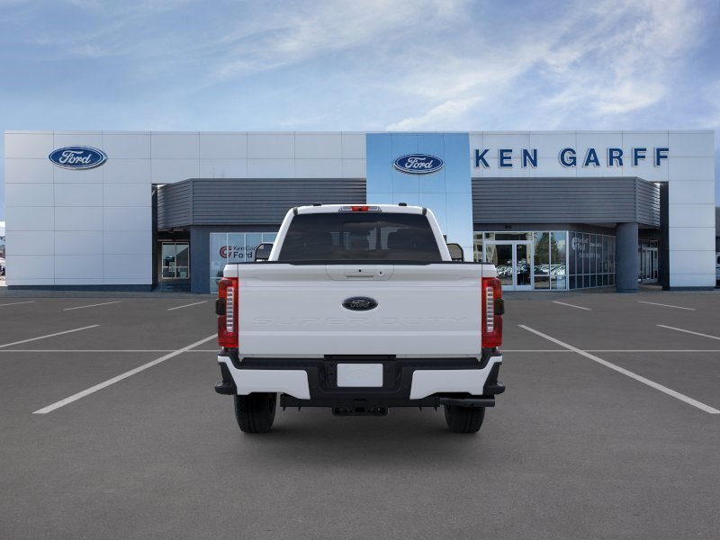New 2026 Oxford White Ford LARIAT image 5