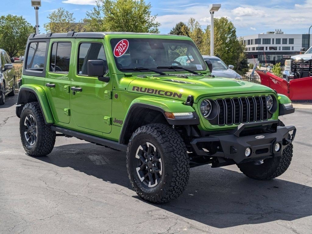 Used 2025 Mojito Clearcoat Jeep Rubicon image 8