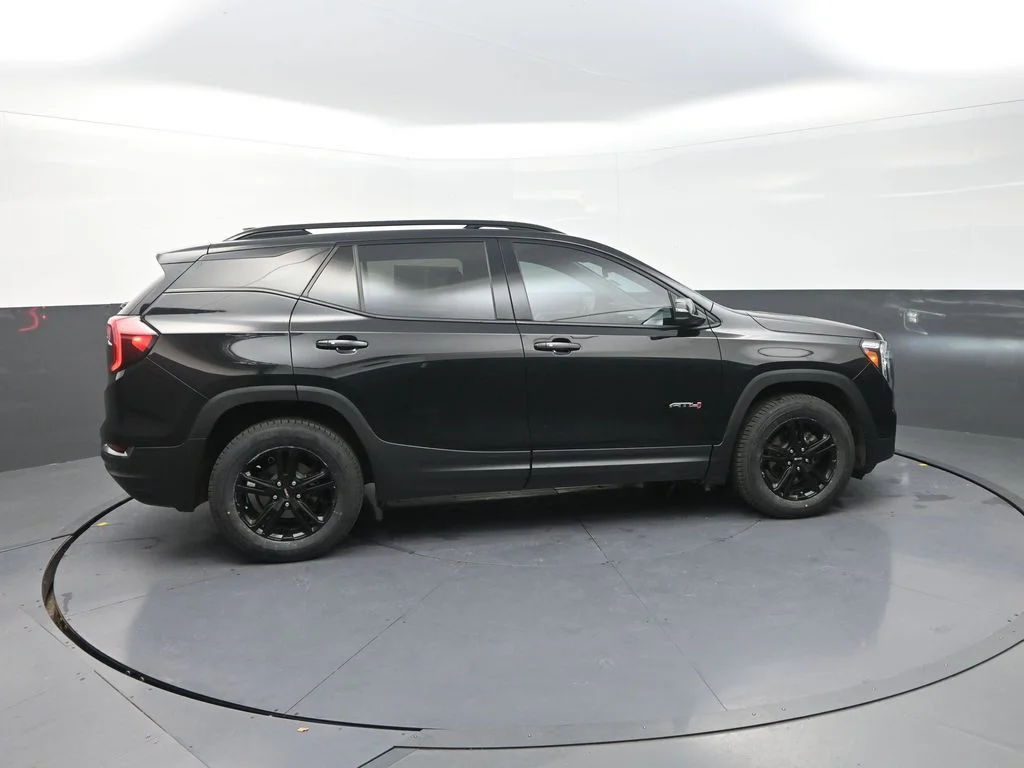 Used 2022 Black GMC AT4 image 12