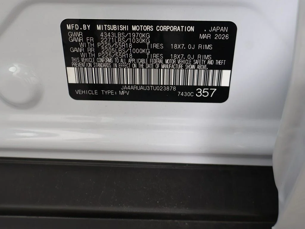 New 2026 White Mitsubishi 2.0 LE image 44
