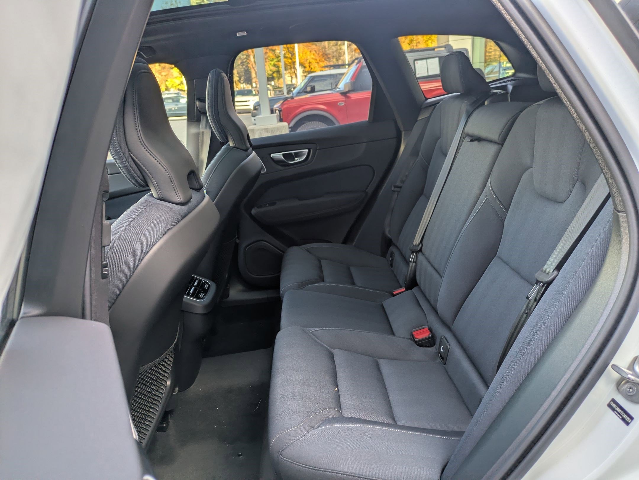 2026 Volvo XC60 Ultra - Photo 14