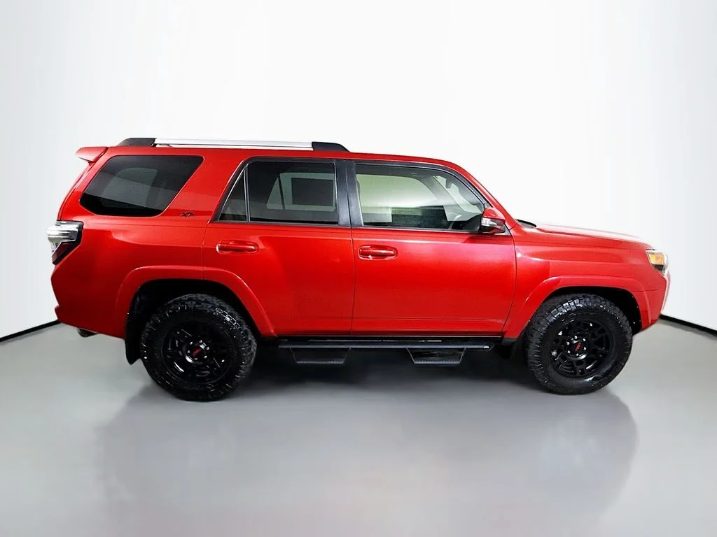 Used 2022 Barcelona Red Metallic Toyota SR5 Premium image 8