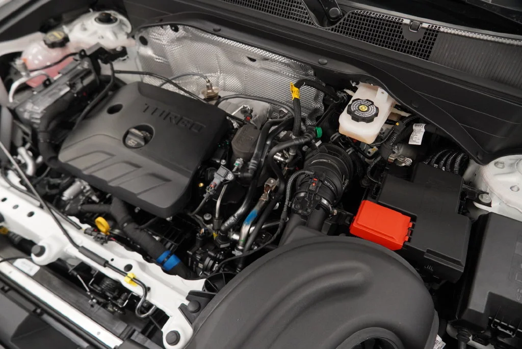 New 2026 Summit White Chevrolet LT image 40