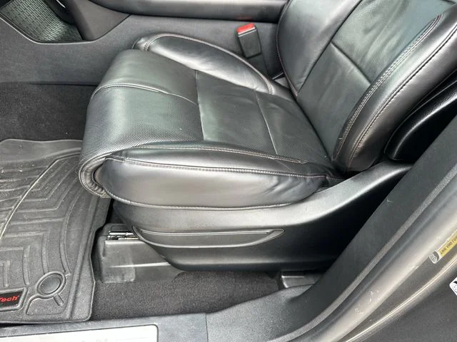 Used 2020 Gray Lincoln Reserve image 21