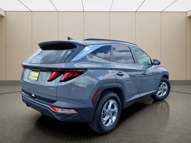 Used 2024 Gray Hyundai SEL image 8