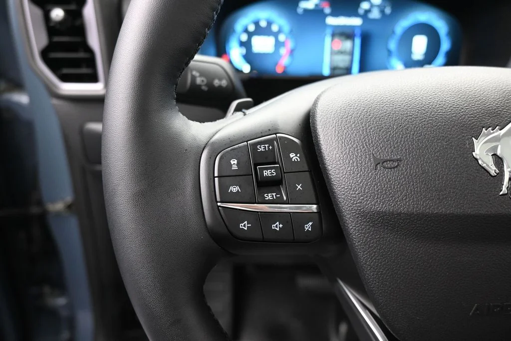 Used 2026 Azure Gray Metallic Ford Badlands image 17