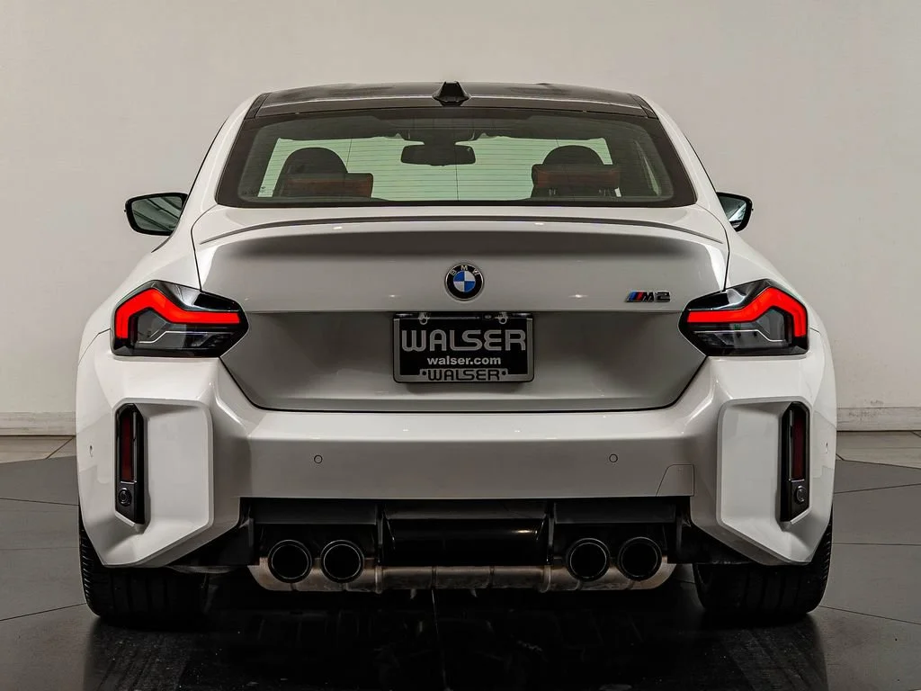 Used 2025 Alpine White BMW  image 6