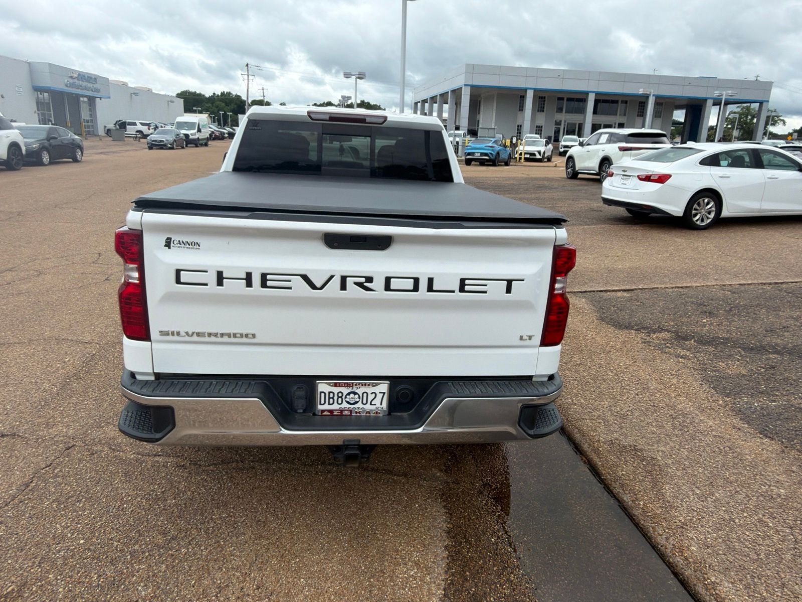 Used 2020 White Chevrolet LT image 11