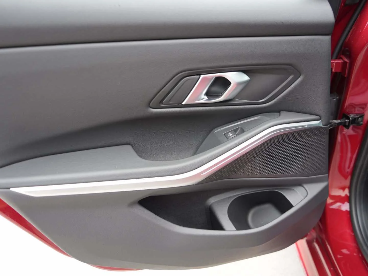 Used 2025 Vegas Red Metallic BMW 330i Sedan image 14