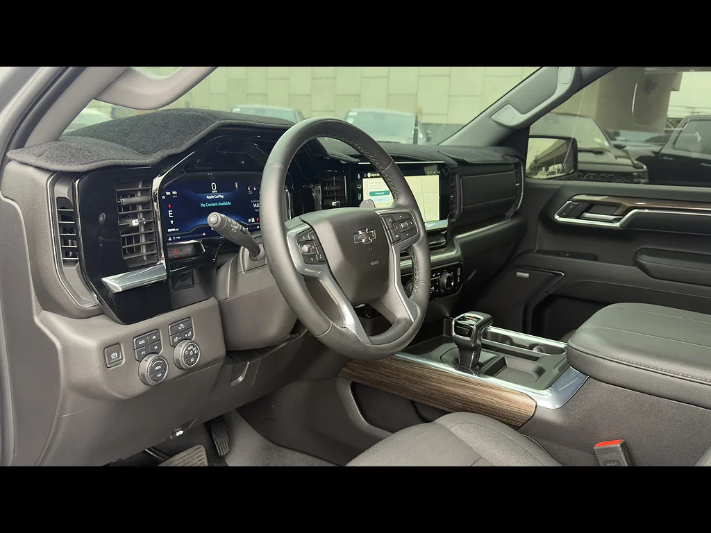 Used 2024 Sterling Gray Metallic Chevrolet LT Trail Boss image 5